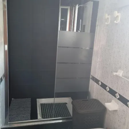La Casa Dei 2 Laghi Terrace View * Авильяна